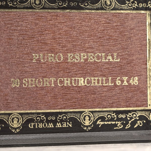 AJ Fernandez New World Puro Especial Short Churchill AJ费尔南德斯 新世界普罗特级短丘吉尔