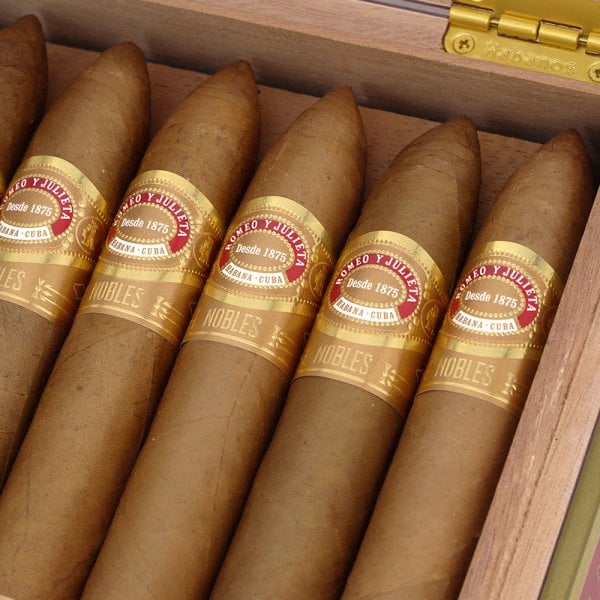 Romeo y Julieta Linea Oro Nobles 羅密歐．朱麗葉 黃金系列 貴族