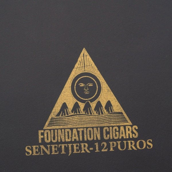 Foundation Highclere Castle Maduro Senetjer Perfecto 基地 海克里爾城堡 馬杜羅 瑟内特杰 完美