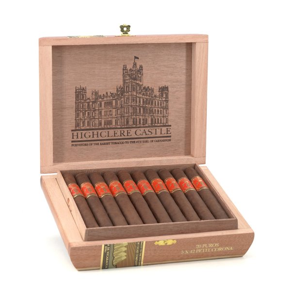 Foundation Victorian Highclere Castle Petite Corona 基地 維多利亞時代 海克利爾城堡 小高朗拿