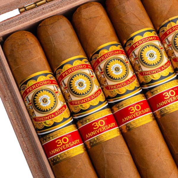 Perdomo 30th Anniversary Connecticut Box-Pressed Gordo 佩尔多莫 30周年 康涅狄格州 盒压 戈多