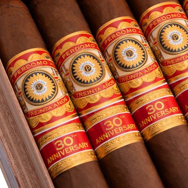 Perdomo 30th Anniversary Sun Grown Box-Pressed Churchill 佩爾多莫 30週年 日曬型 盒壓 丘吉爾