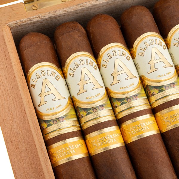 Aladino 85 Aniversario Reserva Toro 阿拉丁 85週年 珍藏 托羅