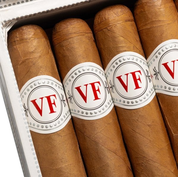 VegaFina Classic Wide Robustos 唯佳 經典 寬羅伯圖