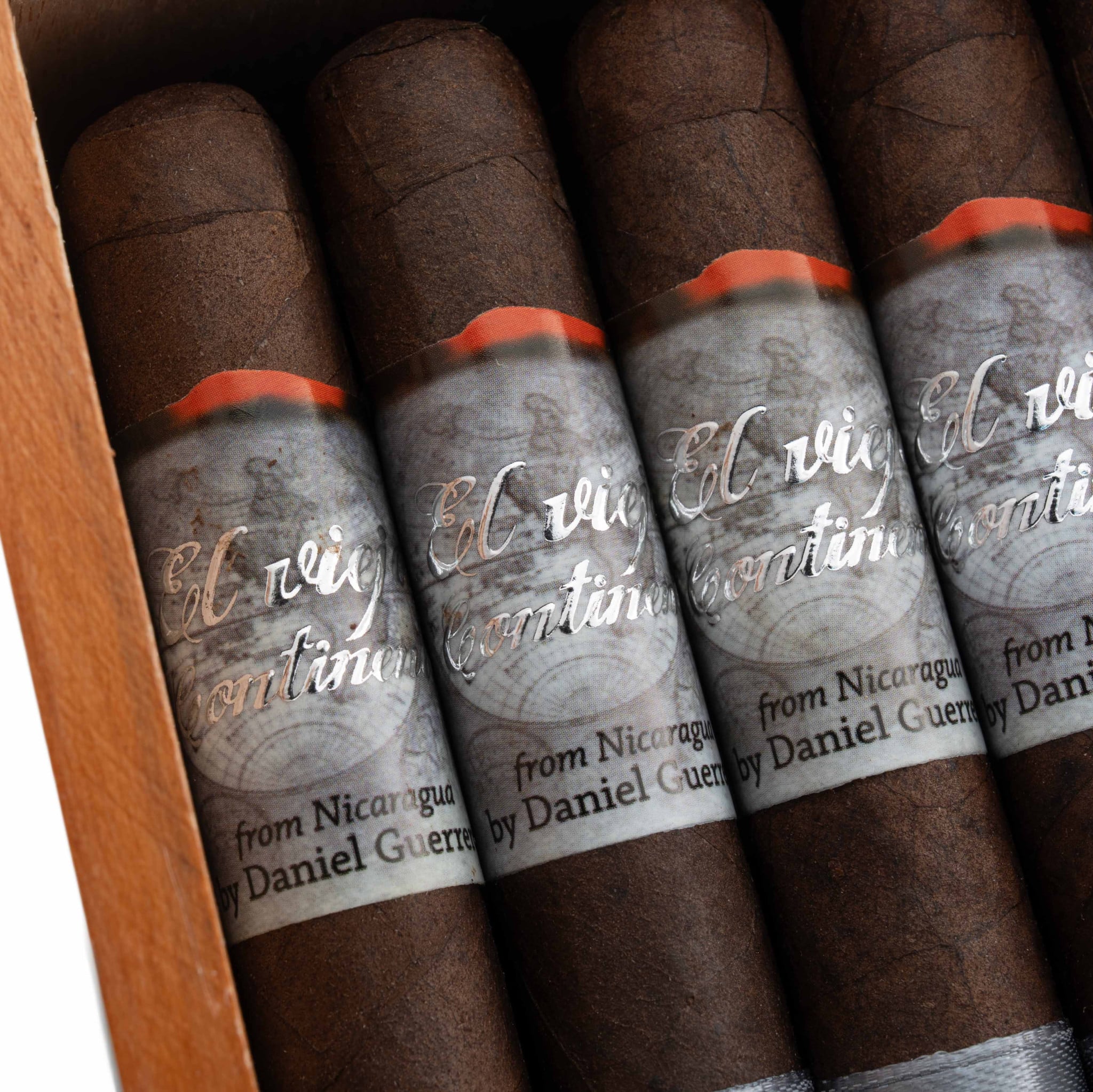 El Viejo Continente Maduro Piccolo 傳奇大陸 馬杜羅 小皇冠