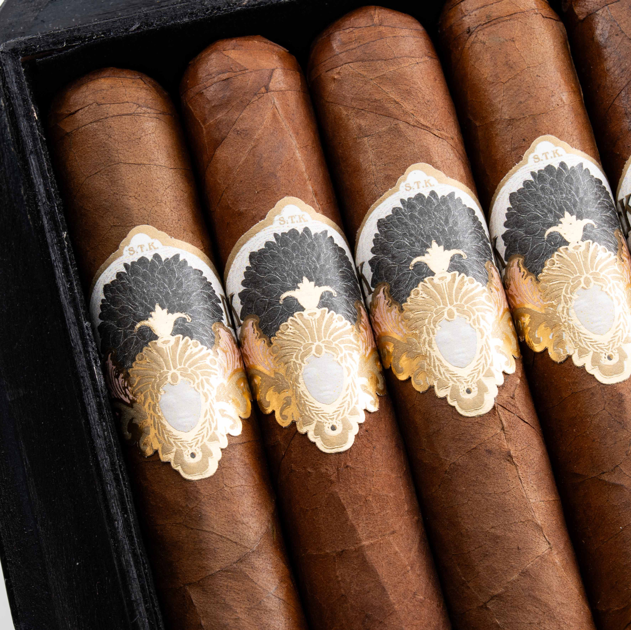GHH S.T.K. Black Dahlia Robusto GHH S.T.K. 黑大麗花 羅伯圖